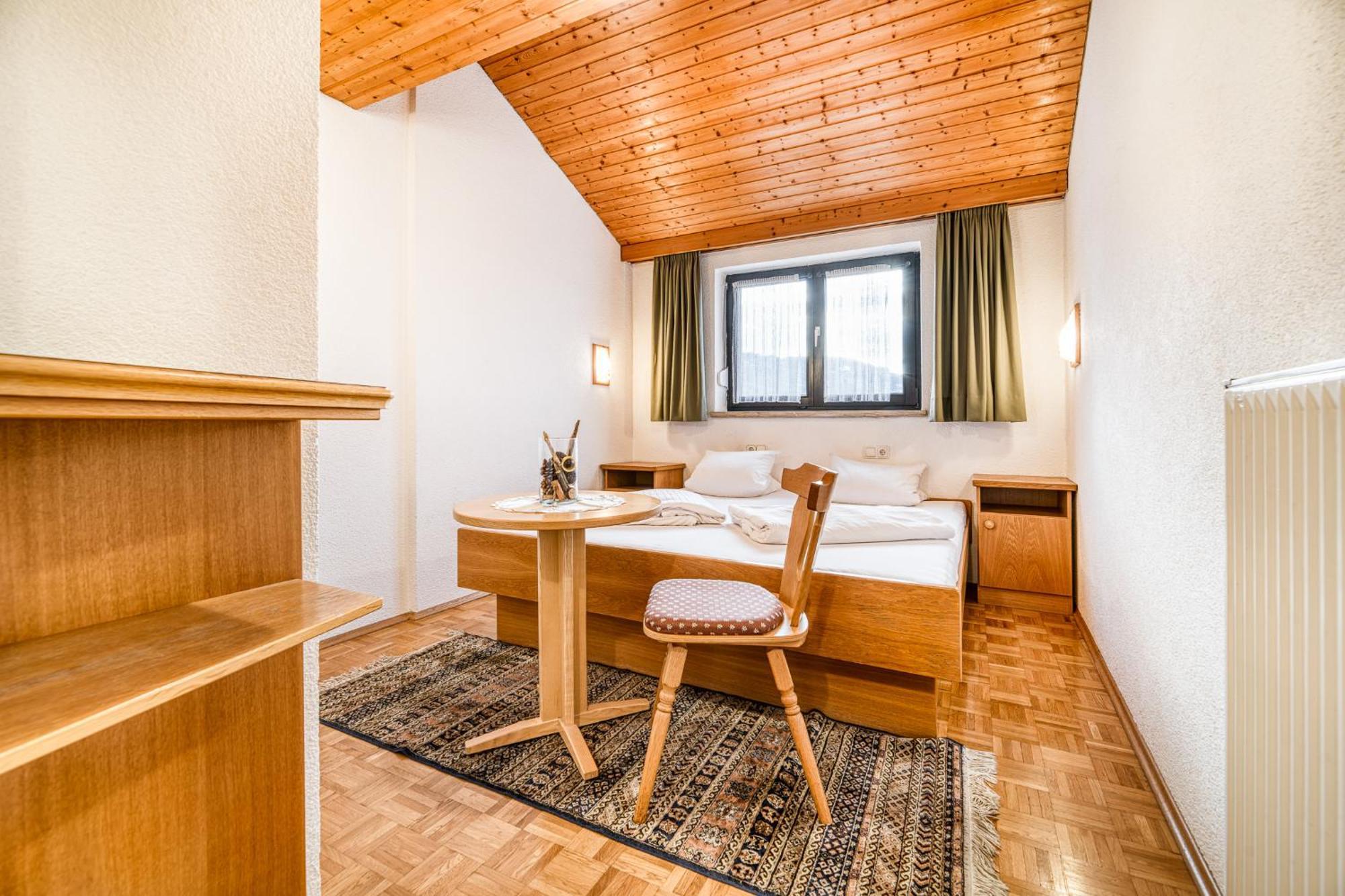 Gasthaus Hecht ヘーヒスト エクステリア 写真